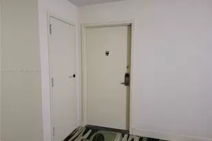 800 Parkview Dr, Hallandale Beach, FL 33009 - Photo 5