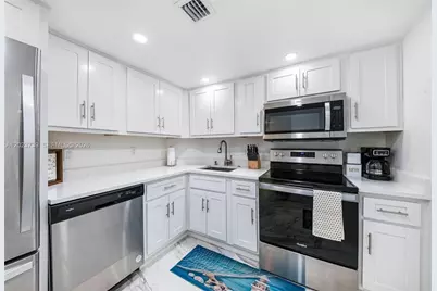 320 Seaview Court #2-1207, Marco Island, FL 34145 - Photo 19