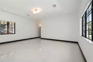 519 Alhambra Cir, Coral Gables, FL 33134 - Photo 11