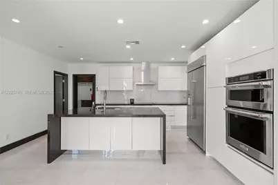 519 Alhambra Cir, Coral Gables, FL 33134 - Photo 31