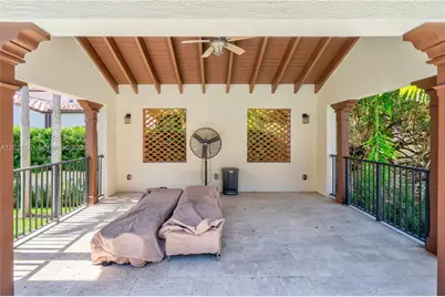 519 Alhambra Cir, Coral Gables, FL 33134 - Photo 17