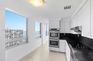 1541 Brickell Ave, Miami, FL 33129 - Photo 13