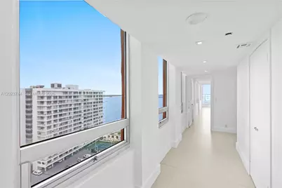 1541 Brickell Ave #C1607, Miami, FL 33129 - Photo 11