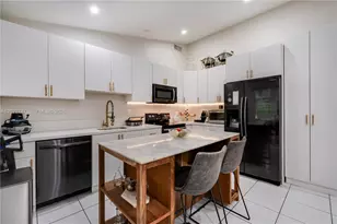 11515 SW 81st Rd, Pinecrest, FL 33156 - Photo 9