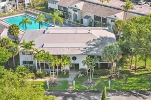 831 NE 199th St, Miami, FL 33179 - Photo 29