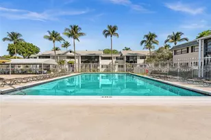 831 NE 199th St, Miami, FL 33179 - Photo 33