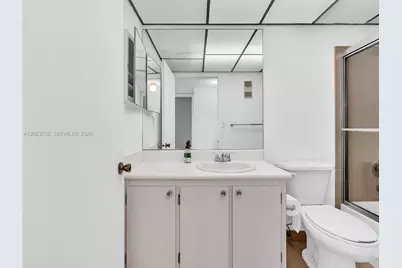 831 NE 199th St #101-34, Miami, FL 33179 - Photo 23