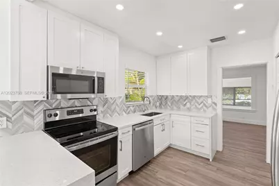 900 Tangier St, Coral Gables, FL 33134 - Photo 13
