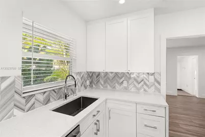 900 Tangier St, Coral Gables, FL 33134 - Photo 17