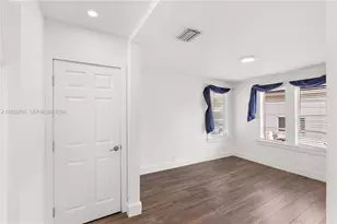 900 Tangier St, Coral Gables, FL 33134 - Photo 23