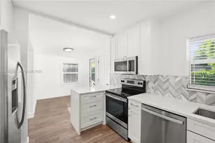 900 Tangier St, Coral Gables, FL 33134 - Photo 15