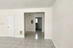 725 83rd St, Miami Beach, FL 33141 - Photo 5