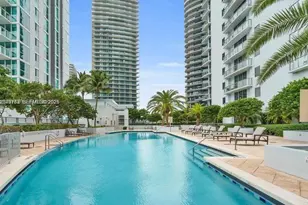 1060 Brickell Ave, Miami, FL 33131 - Photo 13