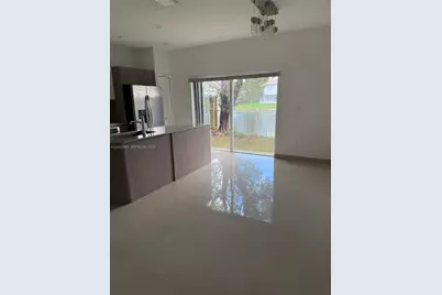 10803 NW 83rd St #2-1, Doral, FL 33178 - Photo 3