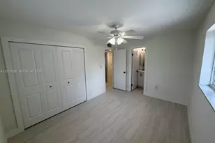 19255 NW 47th Pl, Miami Gardens, FL 33055 - Photo 13