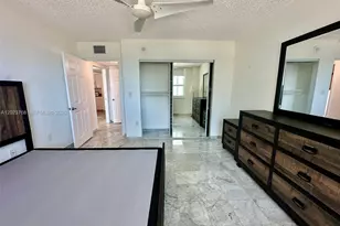 1155 Brickell Bay Dr, Miami, FL 33131 - Photo 13