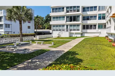 10240 Collins Ave #207, Bal Harbour, FL 33154 - Photo 23
