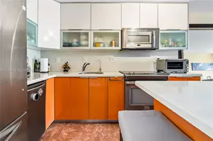 600 SW Parkview Dr, Hallandale Beach, FL 33009 - Photo 11