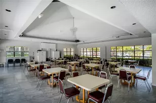 600 SW Parkview Dr, Hallandale Beach, FL 33009 - Photo 31