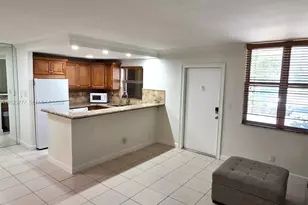 2400 NE 10th St, Pompano Beach, FL 33062 - Photo 3