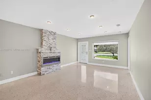 709 NW 9th Ct, Hallandale Beach, FL 33009 - Photo 13