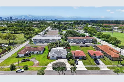 709 NW 9th Ct, Hallandale Beach, FL 33009 - Photo 51
