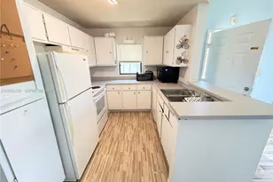 3968 NW 87th Ave, Sunrise, FL 33351 - Photo 3