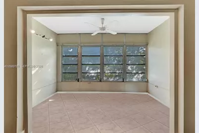 1030 Country Club Dr #405, Margate, FL 33063 - Photo 15