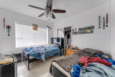 329 NW 13th St, Homestead, FL 33030 - Photo 13