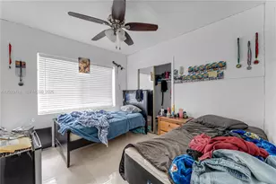 329 NW 13th St, Homestead, FL 33030 - Photo 13