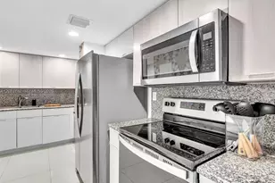 [Address not provided], Miami, FL 33131 - Photo 9