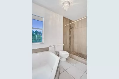 21461 Sawmill Ct, Boca Raton, FL 33498 - Photo 59
