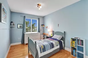 700 NW 158th Ln, Pembroke Pines, FL 33028 - Photo 29