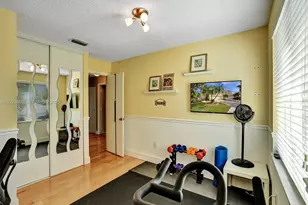 700 NW 158th Ln, Pembroke Pines, FL 33028 - Photo 33