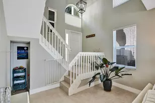 700 NW 158th Ln, Pembroke Pines, FL 33028 - Photo 5