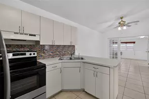 2514 W 74th St, Hialeah, FL 33016 - Photo 7