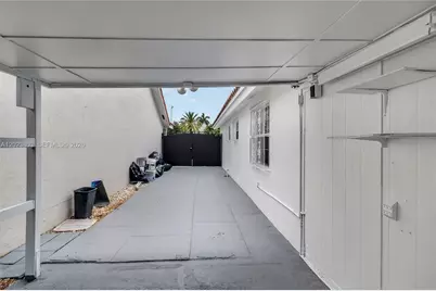 2514 W 74th St, Hialeah, FL 33016 - Photo 21
