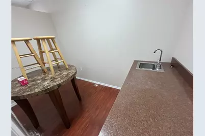 5580 W 16th Ave #207, Hialeah, FL 33012 - Photo 5