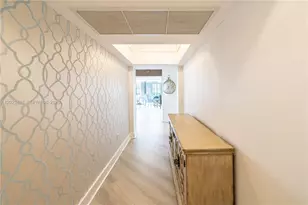 19900 E Country Club Dr, Aventura, FL 33180 - Photo 9