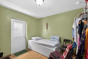2462 W 65th St, Hialeah, FL 33016 - Photo 29