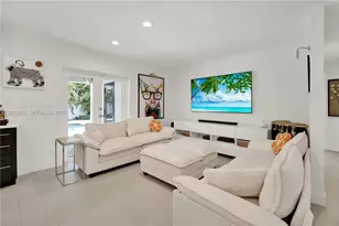 13023 SW 6th St, Miami, FL 33184 - Photo 7
