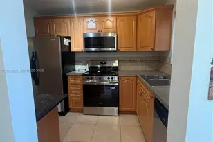 5080 SW 64th Ave, Davie, FL 33314 - Photo 5