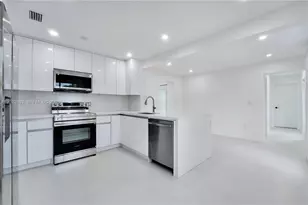 6566 SW 35th St, Miami, FL 33155 - Photo 9