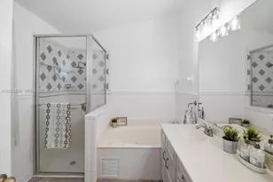 2181 NW 162nd Terrace, Pembroke Pines, FL 33028 - Photo 19