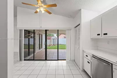 15332 SW 57th St, Miami, FL 33193 - Photo 21