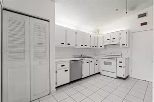 15332 SW 57th St, Miami, FL 33193 - Photo 3