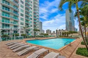 41 SE 5th St, Miami, FL 33131 - Photo 35