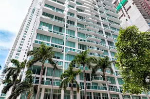 41 SE 5th St, Miami, FL 33131 - Photo 1