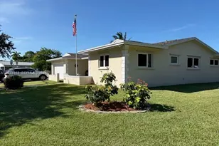 18543 SW 91st Ave, Cutler Bay, FL 33157 - Photo 7