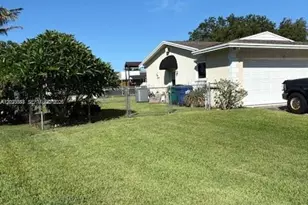 18543 SW 91st Ave, Cutler Bay, FL 33157 - Photo 3